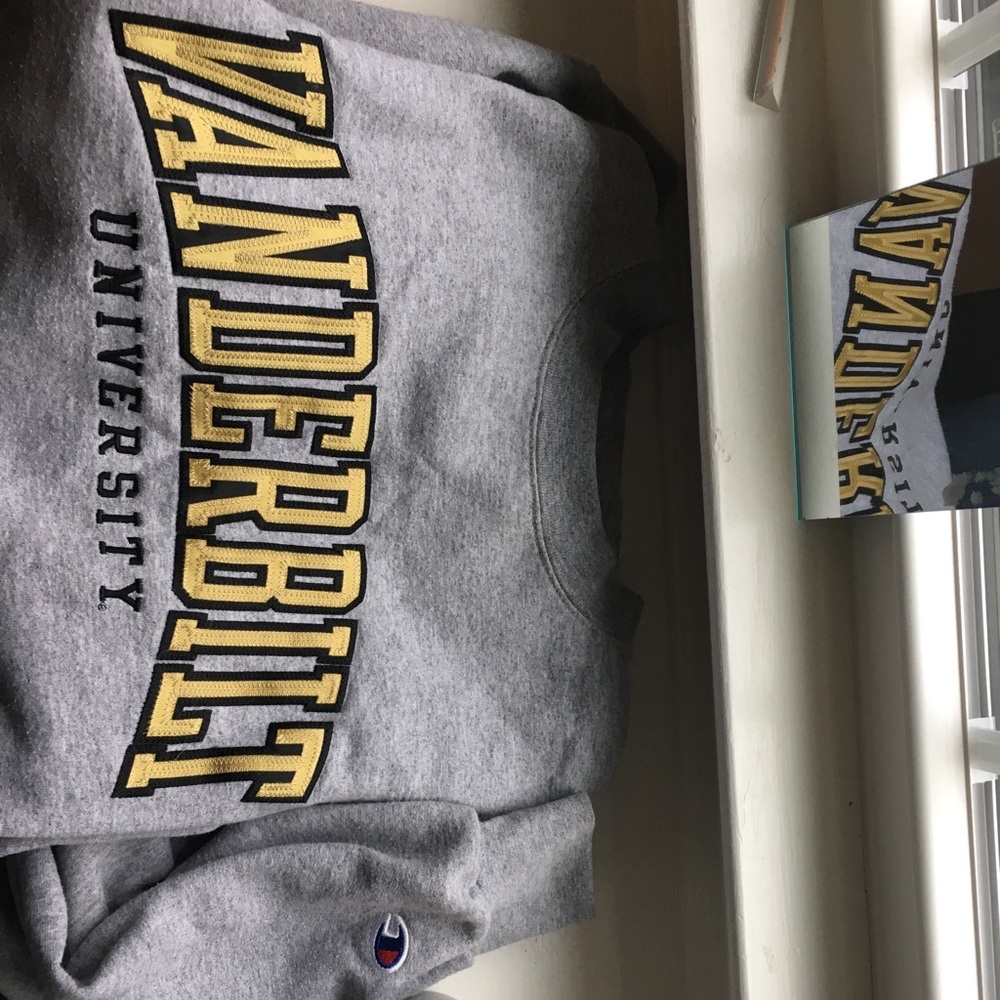 Vanderbilt Champion Sweatshirt